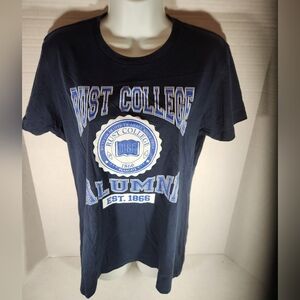 NWOT Women's Rust College Alumni T-shirt